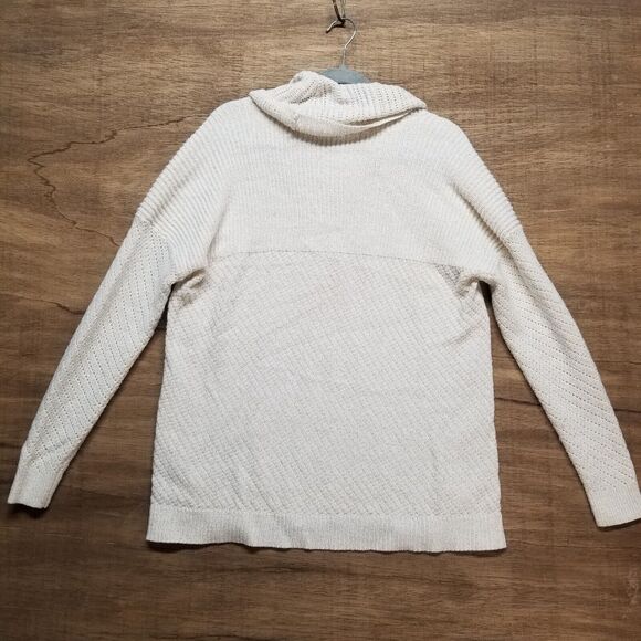 St John's Bay Woman's Size S Sweater Off White Gold Threads Buttons Cottagecore - Picture 6 of 8